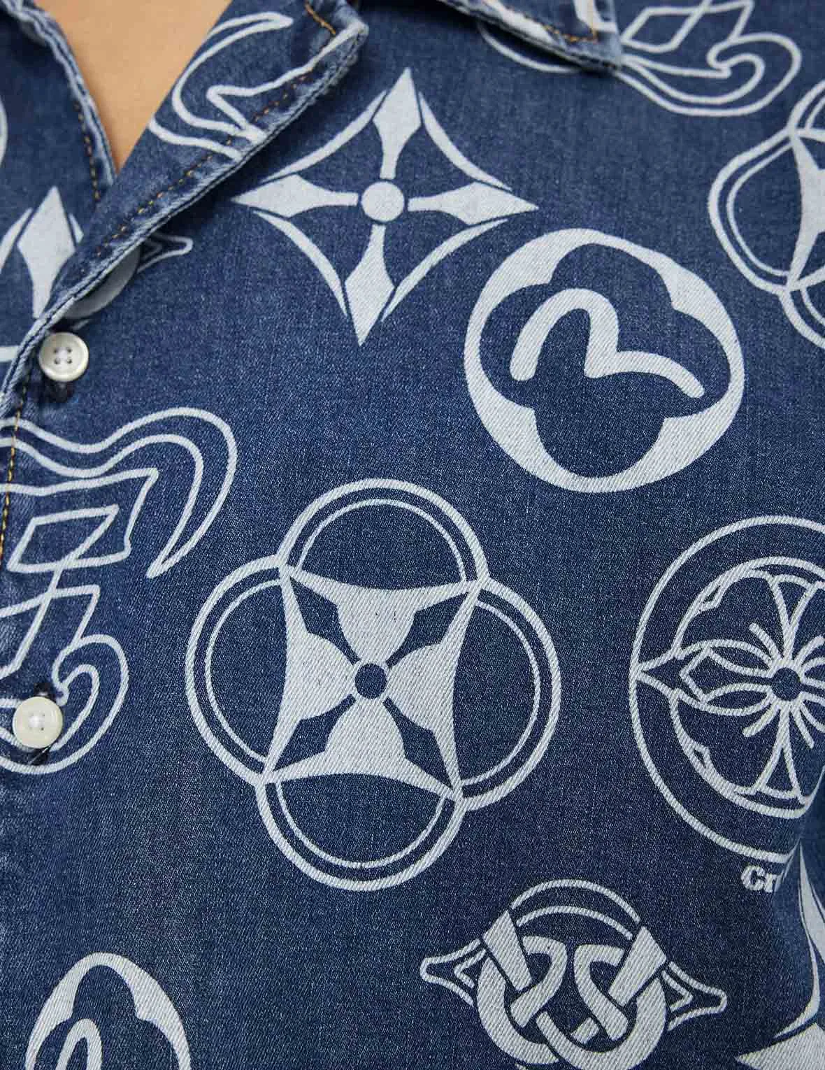 Allover Kamon Print Relax Fit Denim Short Sleeves Shirt