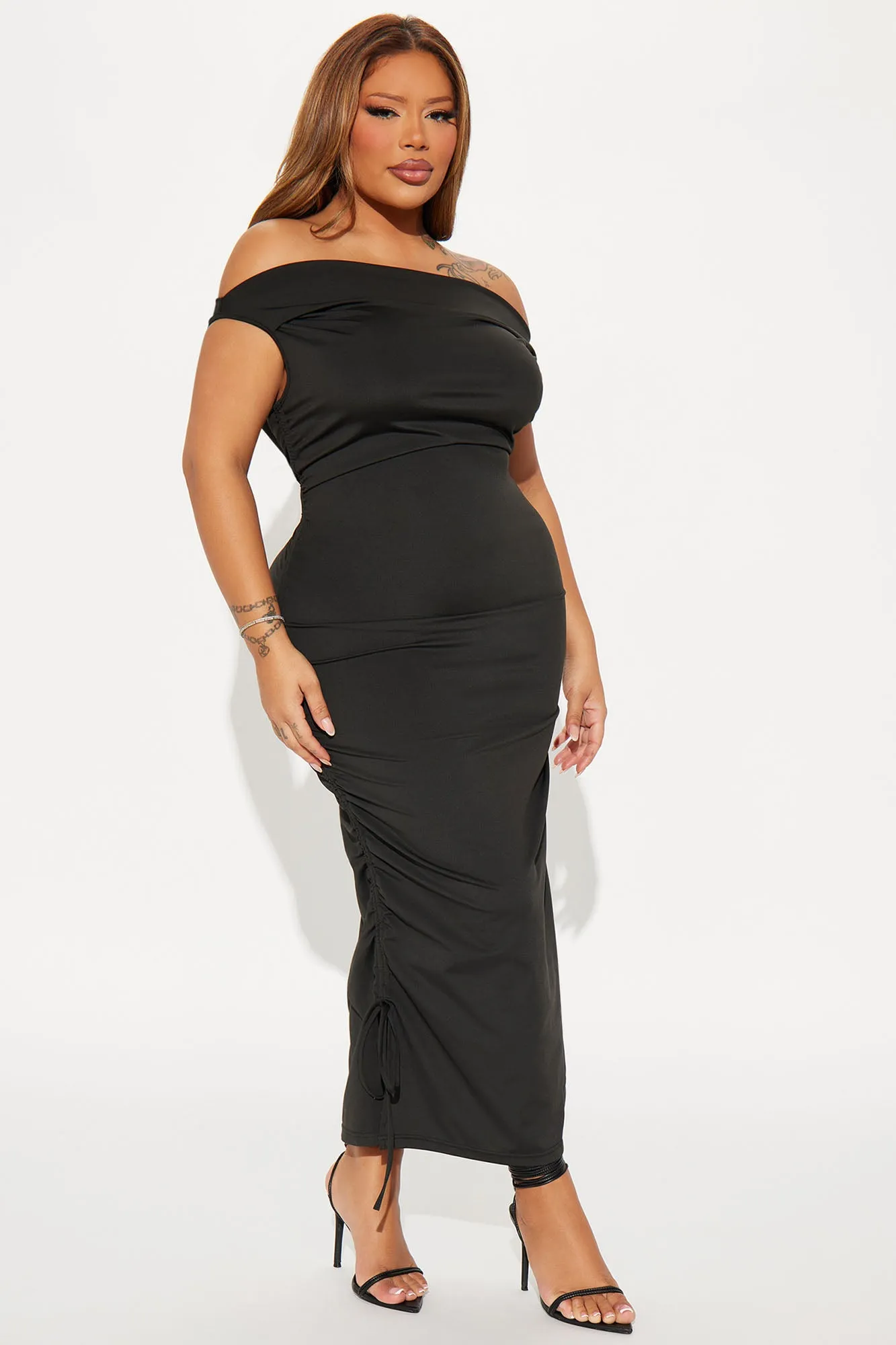 Amelia Ruched Midi Dress - Black