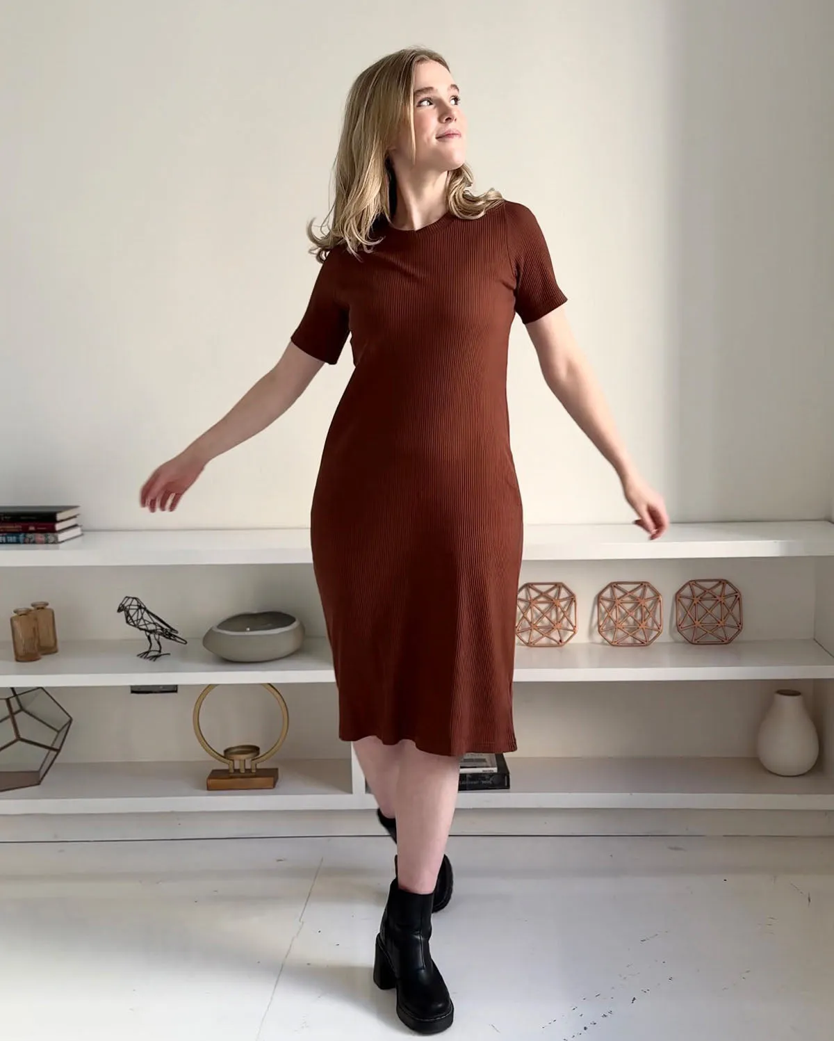 ARCHIE rib knit dress in Sepia