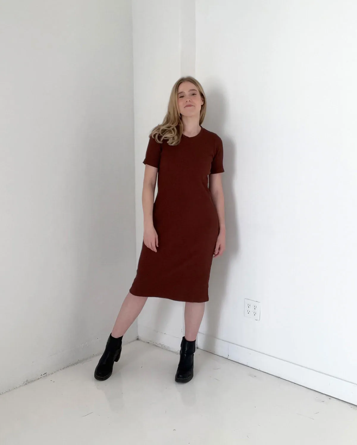 ARCHIE rib knit dress in Sepia